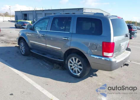 2008 Chrysler Aspen Limited из США, поврежденный, VIN 1A8HW58278F158518